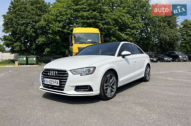 Седан Audi A3 2016 в 