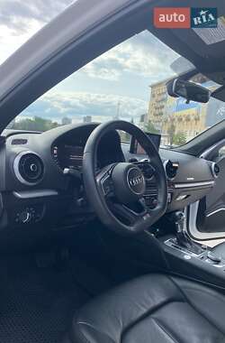 Седан Audi A3 2019 в 