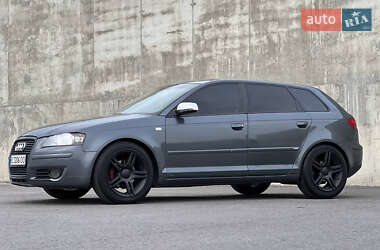 Хэтчбек Audi A3 2005 в 