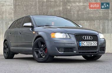 Хэтчбек Audi A3 2005 в 