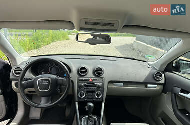 Хэтчбек Audi A3 2005 в 