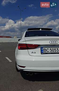 Седан Audi A3 2017 в 