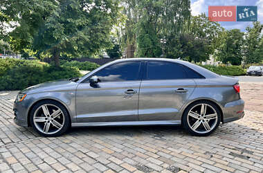 Седан Audi A3 2015 в 