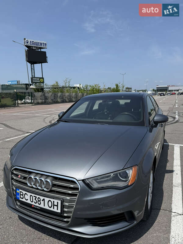 Седан Audi A3 2015 в 