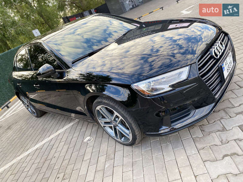 Седан Audi A3 2020 в 