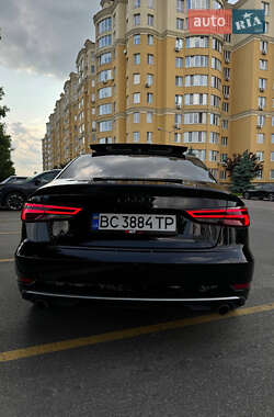 Седан Audi A3 2016 в 