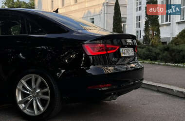 Седан Audi A3 2015 в 