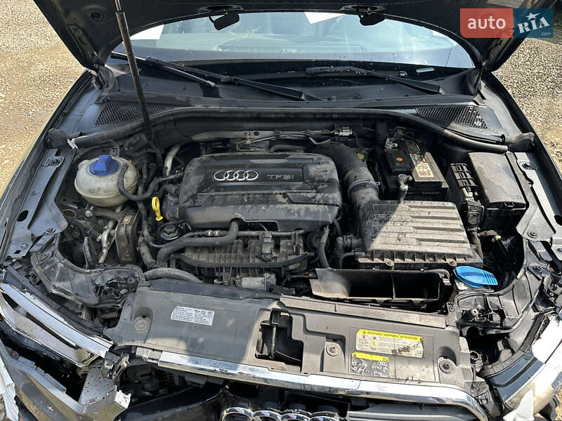 Седан Audi A3 2015 в Стрию