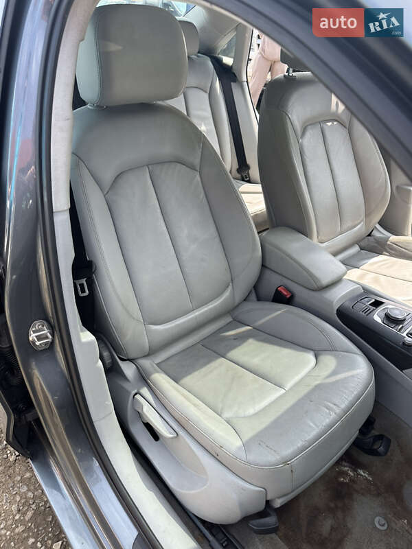 Седан Audi A3 2015 в Стрию