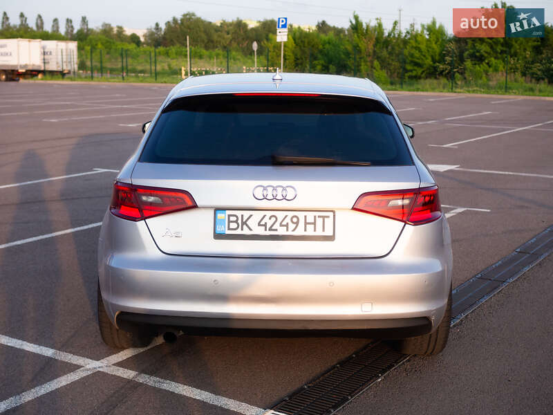 Хетчбек Audi A3 2015 в Рівному