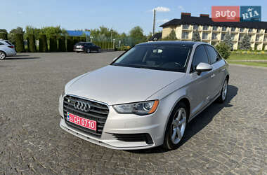Седан Audi A3 2014 в Жовкві