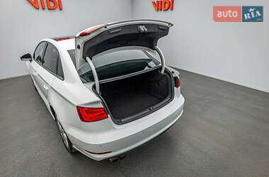 Седан Audi A3 2015 в 