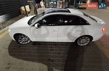 Седан Audi A3 2015 в 
