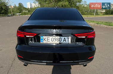 Седан Audi A3 2014 в 