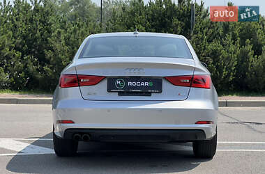 Седан Audi A3 2016 в 