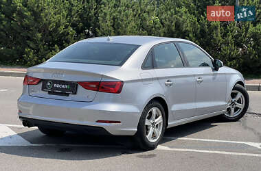 Седан Audi A3 2016 в 
