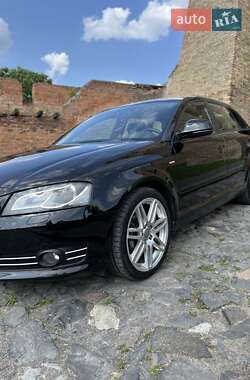 Хэтчбек Audi A3 2009 в 