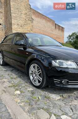 Хэтчбек Audi A3 2009 в 