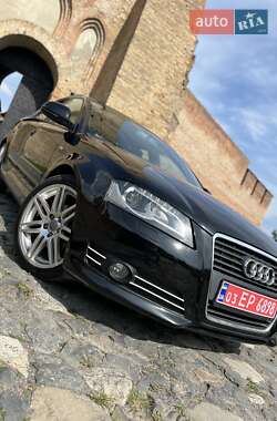 Хэтчбек Audi A3 2009 в 