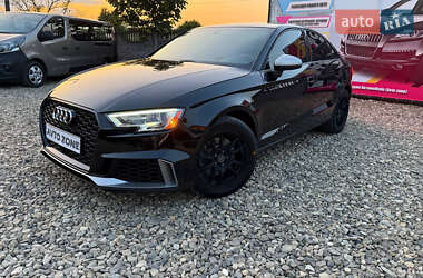 Седан Audi A3 2016 в 