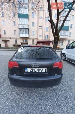 Хэтчбек Audi A3 2006 в 