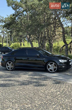 Седан Audi A3 2015 в 