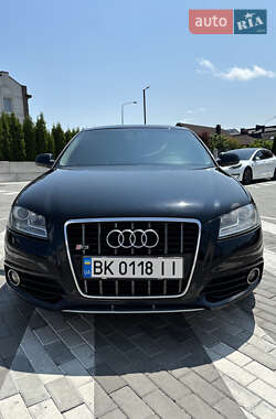 Хэтчбек Audi A3 2011 в 