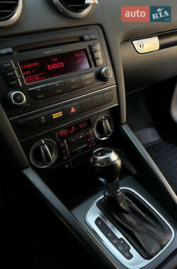 Хэтчбек Audi A3 2011 в 