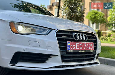 Седан Audi A3 2015 в 