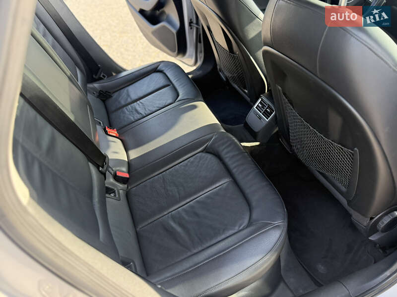 Седан Audi A3 2014 в Жовкве