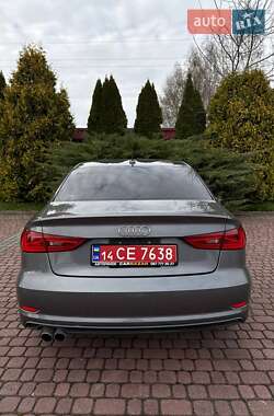 Седан Audi A3 2016 в 