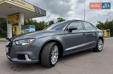 Седан Audi A3 2017 в 