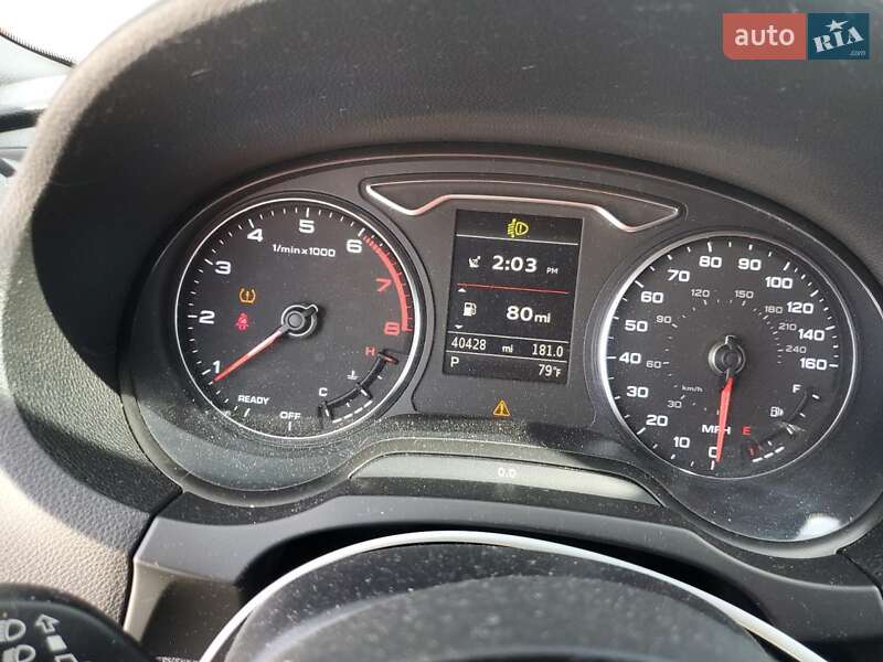 Кабриолет Audi A3 2016 в Львове