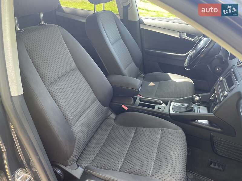 Хэтчбек Audi A3 2011 в Александрие