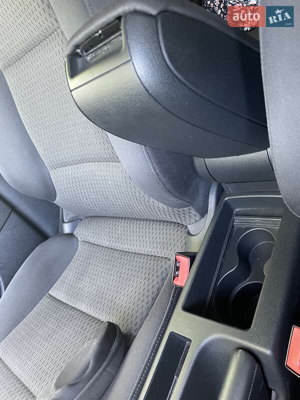 Хэтчбек Audi A3 2011 в Александрие
