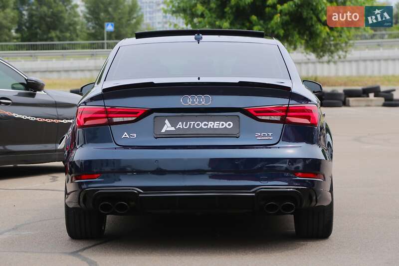 Седан Audi A3 2017 в Киеве
