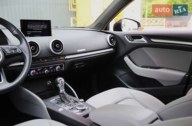 Седан Audi A3 2017 в 