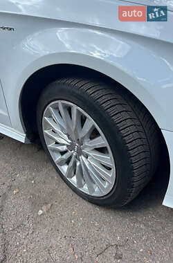 Хэтчбек Audi A3 2015 в 