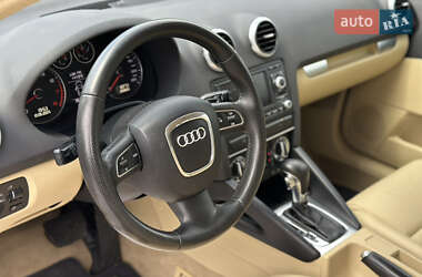 Хэтчбек Audi A3 2009 в 