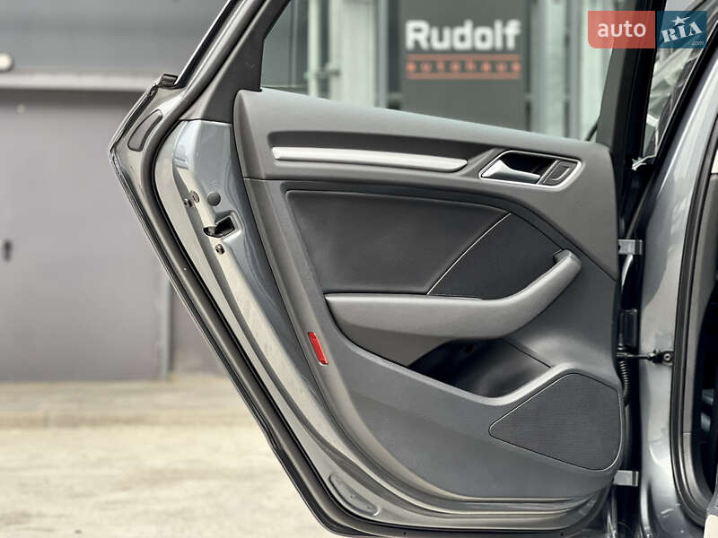 Седан Audi A3 2016 в Киеве фото 28 Седан Audi A3 2016 в Киеве