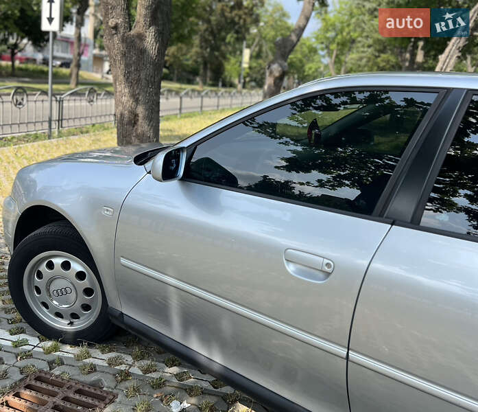 Хэтчбек Audi A3 2000 в Харькове