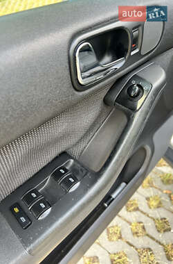 Хэтчбек Audi A3 2000 в 