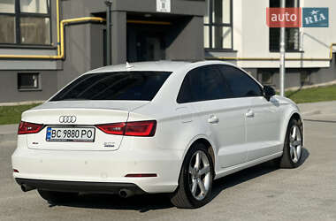 Седан Audi A3 2015 в Яворове