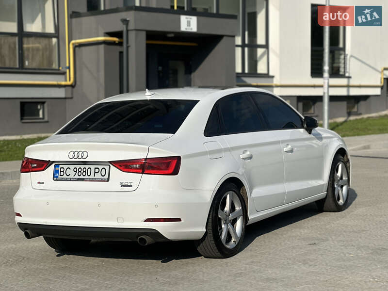 Седан Audi A3 2015 в Яворове
