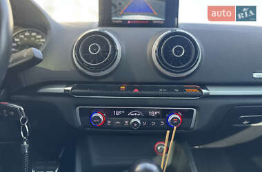 Седан Audi A3 2015 в 
