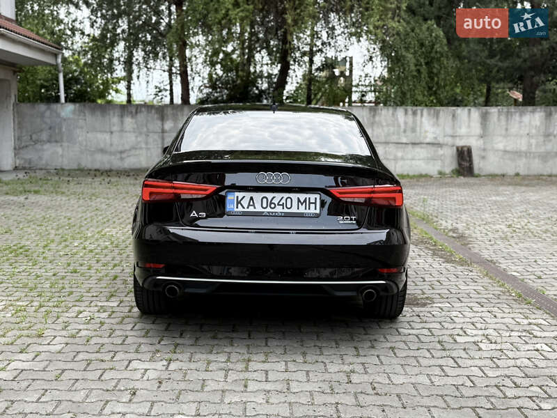 Седан Audi A3 2016 в Киеве
