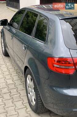 Хэтчбек Audi A3 2009 в 