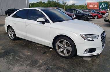 Седан Audi A3 2016 в 