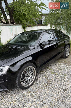 Седан Audi A3 2014 в 