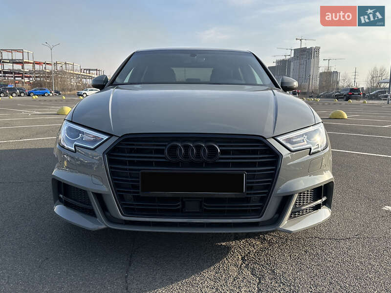Седан Audi A3 2020 в Киеве